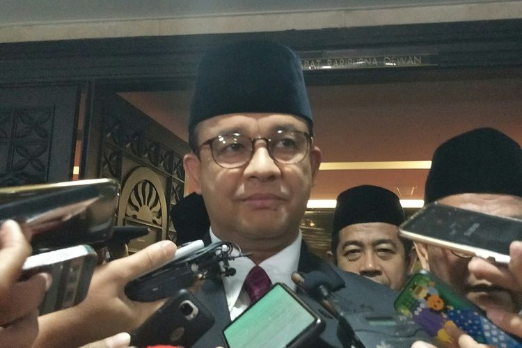 Gubernur DKI Jakarta Anies Baswedan di Gedung DPRD DKI Jakarta, Jalan Kebon Sirih, Jakarta Pusat, Selasa (3/12/2019).