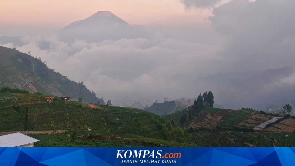 Patakbanteng, Jalur Favorit ke Gunung Prau untuk Berburu Golden Sunrise
