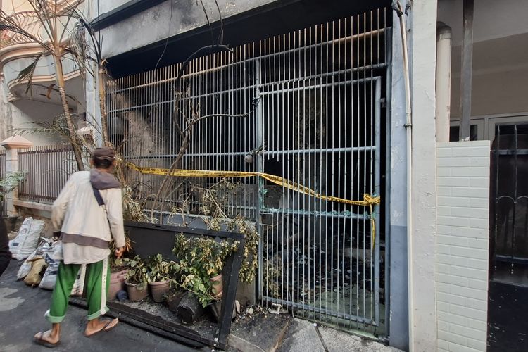 Kebakaran Rumah Tewaskan Sekeluarga, Ada Thinner Dekat Mesin Pompa yang Tercolok