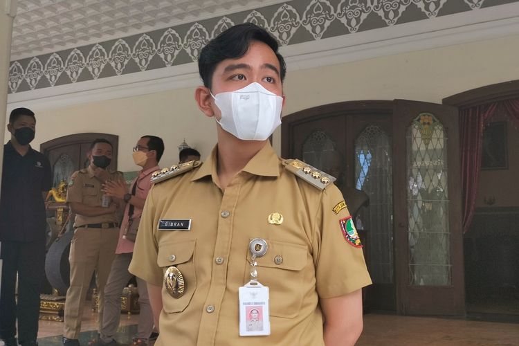 Wali Kota Solo Gibran Rakabuming Raka saat di Loji Gandrung, Senin (23/5/2022).