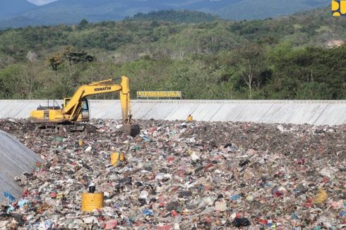 Hasil Olahan Sampah di SPS Warloka Bisa Dipakai Bahan Bangunan