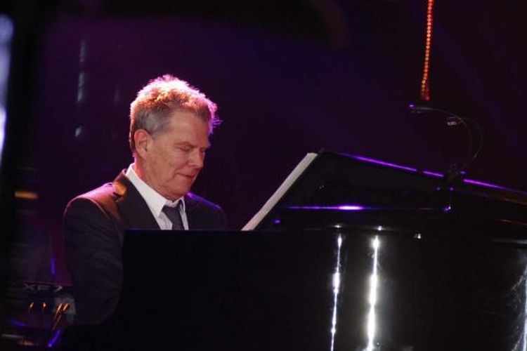 David Foster tampil pada perhelatan hari kedua BNI Java Jazz Festival 2016 yang diselenggarakan di JIExpo, Kemayoran, Jakarta Pusat, Sabtu (5/4/2016) malam.