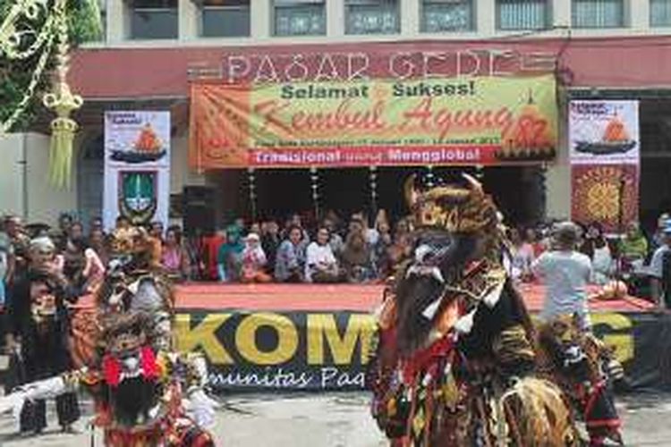 Suasana perayaan ulang tahun ke-87 Pasar Gede Solo, Kamis (12/1/2017).