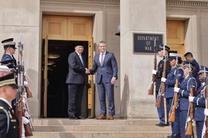 Apa yang Disepakati dari Pertemuan Sjafrie dan Menteri Perang AS di Pentagon?