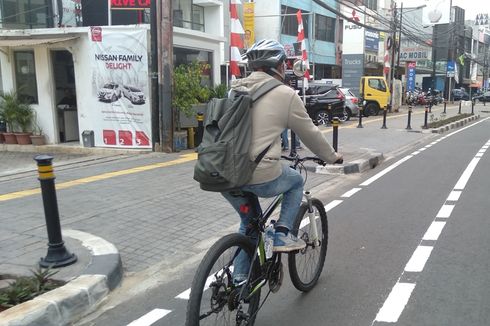 Sikap Pengguna Mobil dan Motor Berbagi Jalan dengan Sepeda
