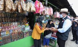 Pantau Arus Balik di Garut, Kang Emil Sebut Ekonomi Pelintasan di Jabar Alami Peningkatan 