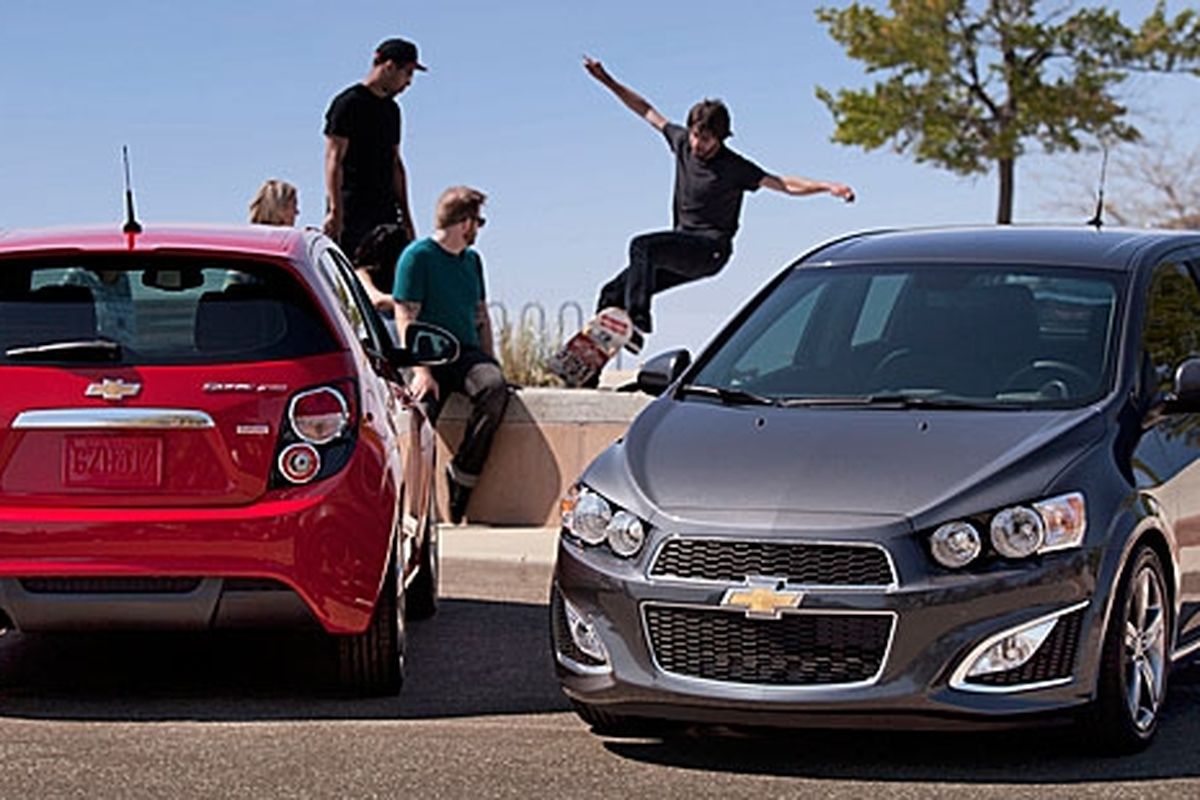 Chevrolet Sonic 2012 di-recall karena slang pembersih kaca tidak terpasang dengan baik