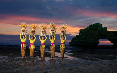 Go On a Virtual Tour of Indonesia and Visit Popular Tourist Sites This Month