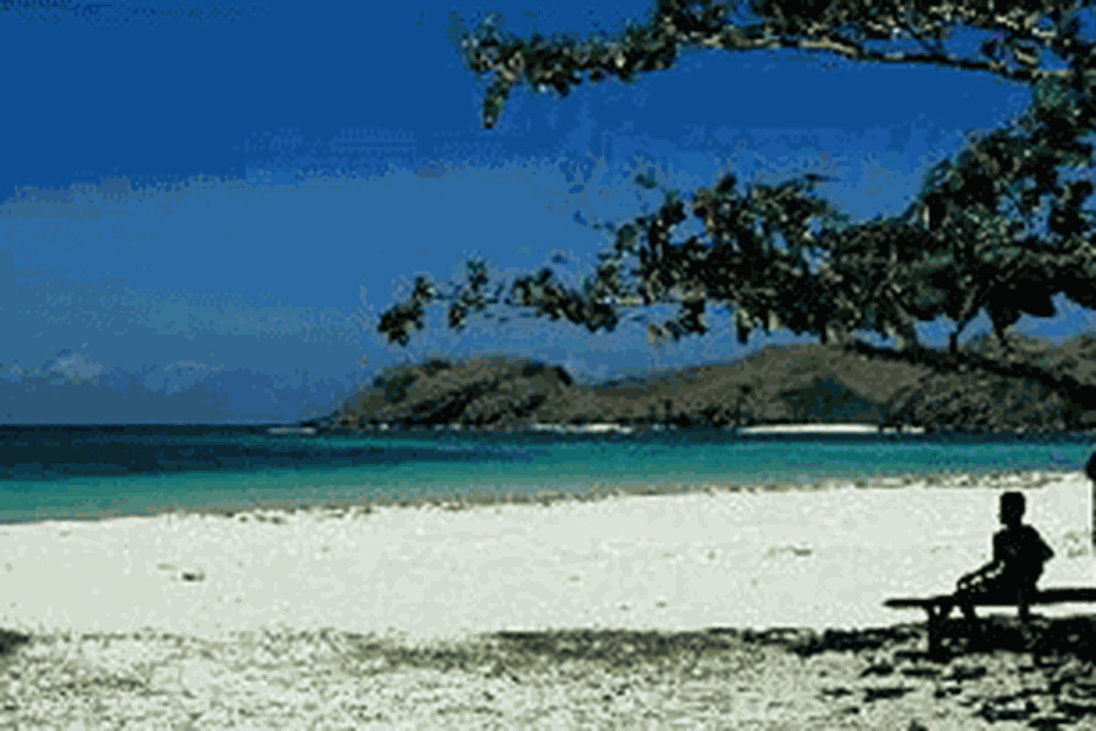 Pantai Lovina di Singaraja, Bali.