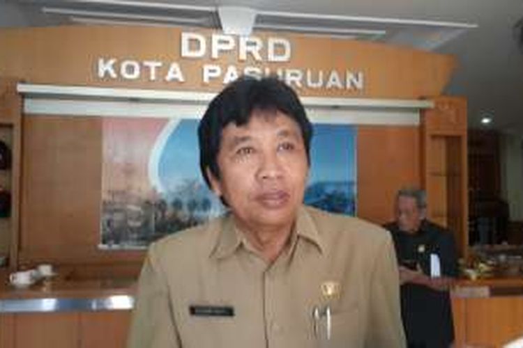 Kepala Dinas Pendidikan Kota Pasuruan Suhariyanto saat ditemui di gedung DPRD Kota Pasuruan, Kamis (14/7/2016)
