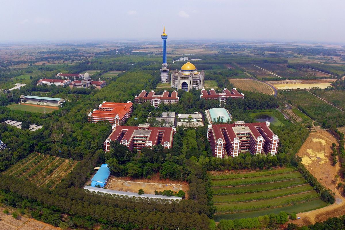 Kompleks Ponpes Al-Zaytun Indramayu