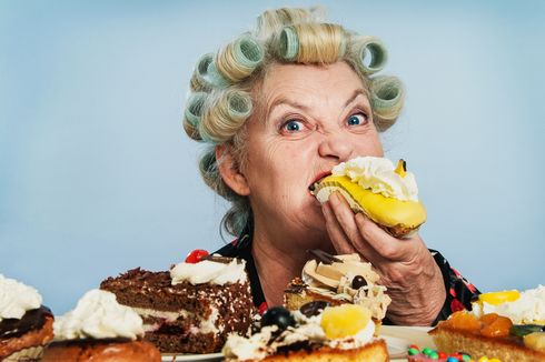 Makan Terlalu Banyak, Ini Penjelasan dari Alasan Makan Berlebihan hingga Akibatnya