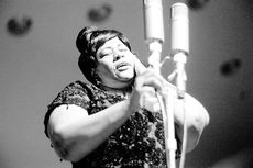 Lirik dan Chord Lagu Blue Skies - Ella Fitzgerald