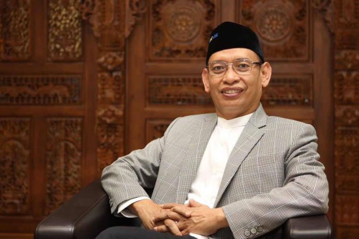 Rektor Unair Prof Dr Moh Nasih, SE, MT, Ak, mengatakan bahwa memasuki usia ke-69, kontribusi Unair bagi masyarakat, bangsa, dan negara bisa semakin nyata.