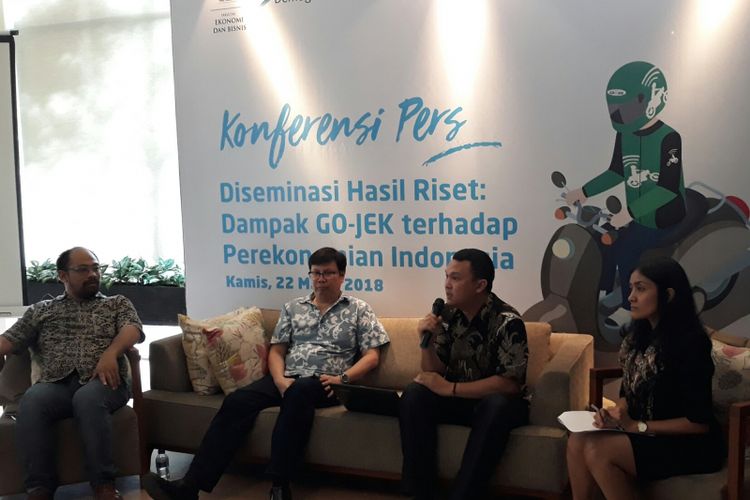 Konferensi pers hasil riset Dampak Go-Jek terhadap Perekonomian Indonesia di Jakarta, Kamis (22/3/2018).