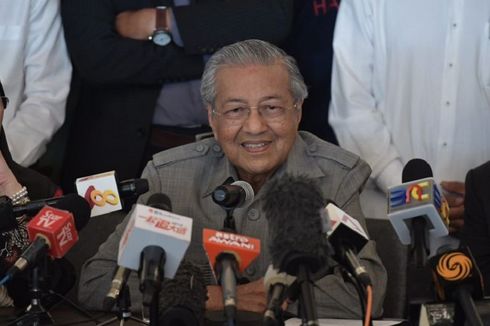 Mahathir Evaluasi Semua Mega Proyek yang Dirancang Najib Razak