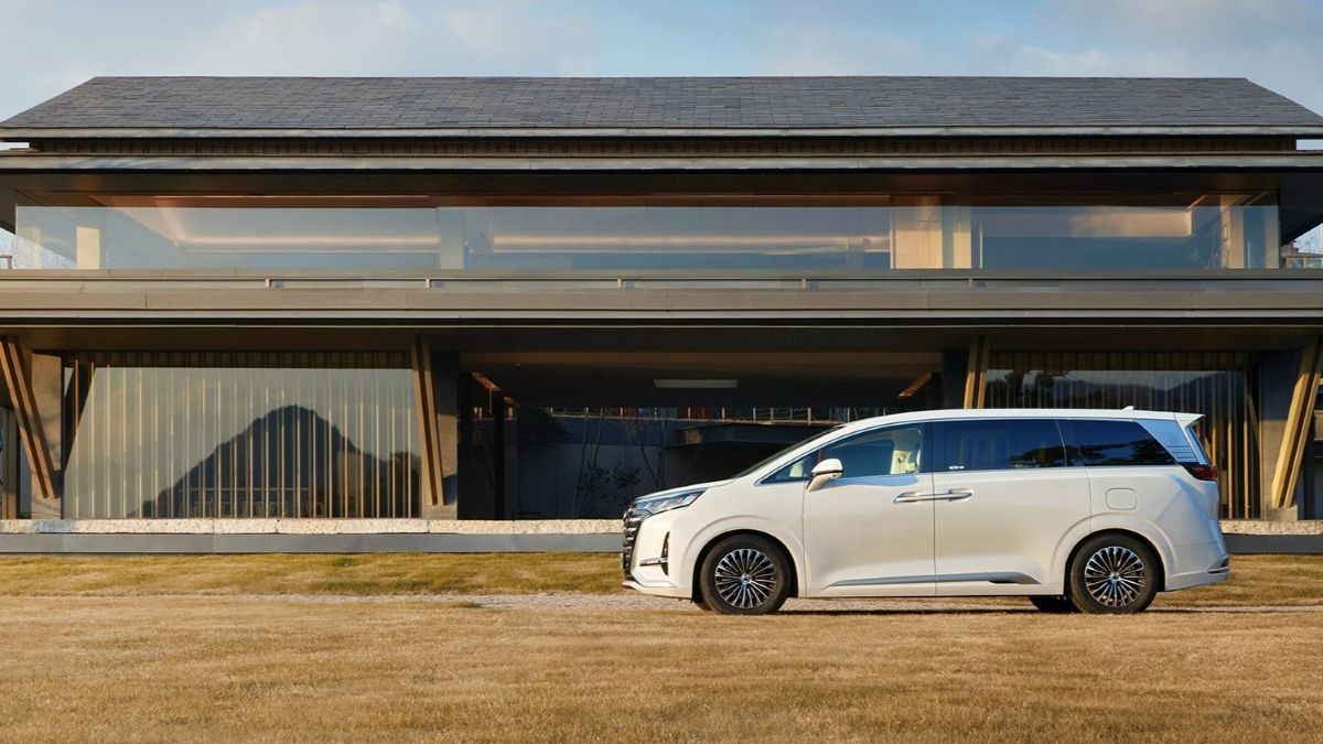 DENZA D9 Kokoh Pimpin Segmen Luxury High MPV, Momentum Berlanjut di 2026