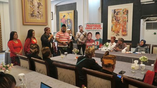 Beri Ruang Eksplorasi Seni, Risma Gagas Car Free Night dan Gelaran Budaya di Lereng Gunung
