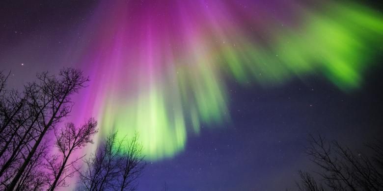 Salah satu penampakan aurora borealis di Alaska pada April 2015, sebagaimana diunggah di situs lembaga penerbangan dan antariksa Amerika Serikat.