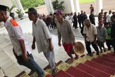 5 Berita Populer: Doa Tukang Becak untuk Jokowi hingga Demonstran Bakar Pesawat