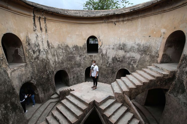 Objek wisata Tamansari, Yogyakarta, Senin (19/10/2020). Tamansari dibangun masa Sultan Hamengku Buwono I pada tahun 1758-1765.