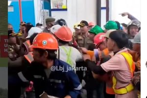 Viral Video Bentrok Pekerja Proyek Vs Satpol PP di Jaksel, Ternyata gara-gara Cabut Pentil Motor