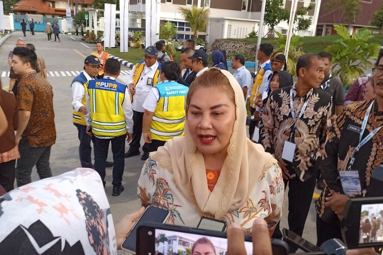 Wali Kota Semarang, Hevearita Gunaryanti Rahayu saat ditemui di Kecamatan Ngaliyan. 