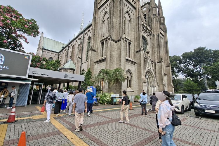 Jemaat Katedral Jakarta: Makna Kenaikan Yesus Kristus Berani Suarakan Kebenaran