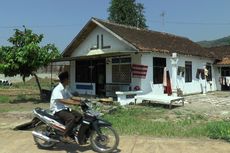 Rumah Tetangga Sudah Dibongkar untuk Proyek Tol, Kakek Ini Tetap Bertahan