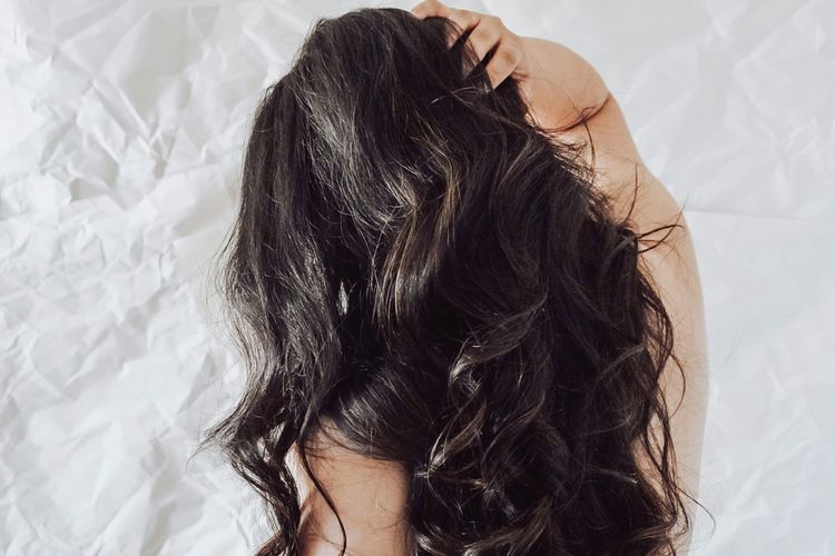 Kenali 3 Masalah Rambut Orang Indonesia dan Cara Merawatnya agar Sehat
