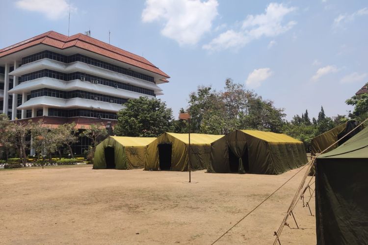 Suasana tenda yang bakal digunakan peserta Jambore Nasional Mahasiswa Bela Negara 2023 di UPN Veteran Yogyakarta (UPNVY), 29 September - 1 Oktober 2023.