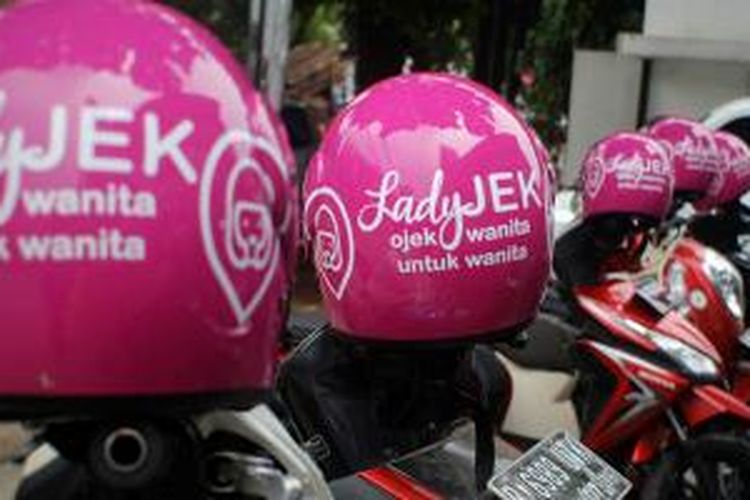 LadyJek meramaikan layanan ojek berbasis aplikasi di Indonesia.