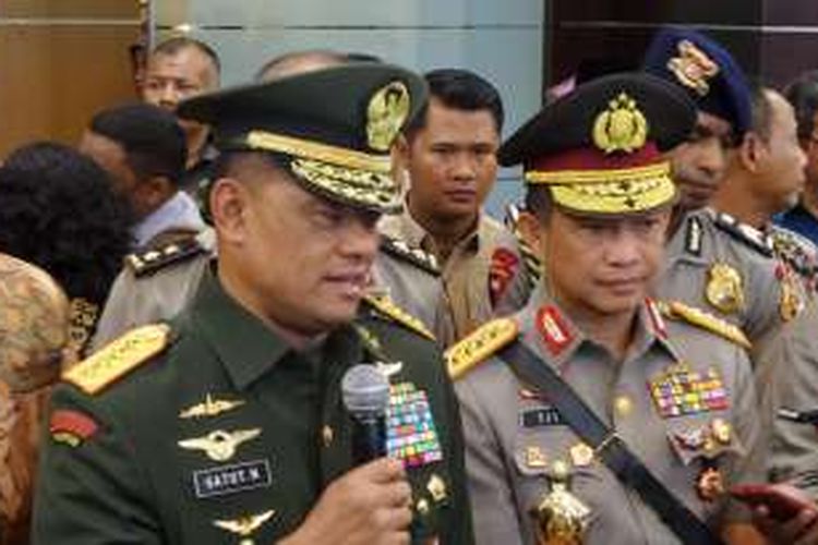 Panglima TNI Jenderal Gatot Nurmantyo dan Kepala Polri Jenderal Tito Karnavian di Kantor Kemenko Polhukam, Jakarta, Kamis (28/7/2016).