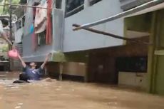 Banjir di Kebon Pala Jatinegara, Warga: Ketinggian Langsung 2 Meter!