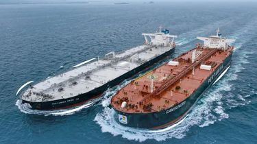 Menlu Iran dan Presiden AS Trump Umumkan Selat Hormuz Dibuka