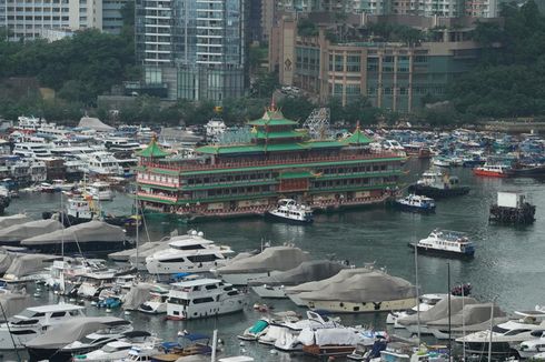 Restoran Apung Raksasa Hong Kong Ditutup dan Dipindah akibat Pandemi