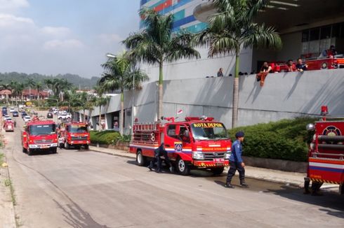 Petugas Damkar Depok Usir Petugas Jakarta Saat Kebakaran di Cinere
