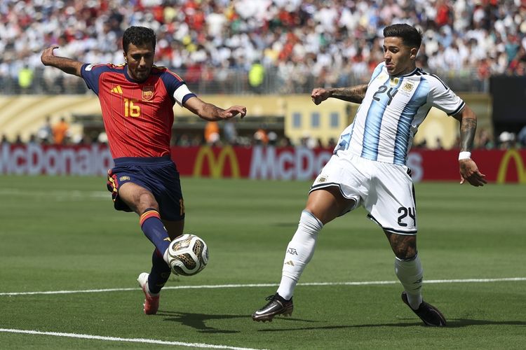 LIVE Spanyol Vs Argentina 0-0: Enzo Fernandez Diganjar Kartu Merah di Menit Akhir