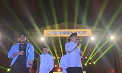 Zulhas Kampanye Bareng Gus Miftah di Sleman, Ribuan Warga Teriak 