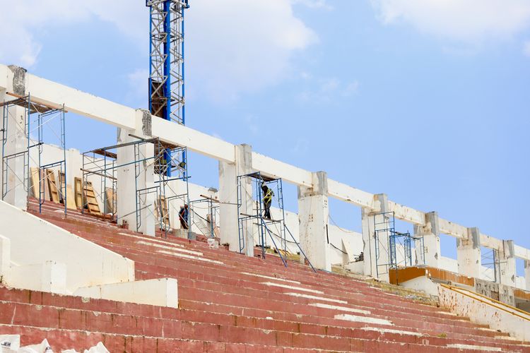 Stadion Harapan Bangsa di Banda Aceh yang sedang direnovasi untuk persiapan Pekan Olahraga Nasional 2024, Selasa (26/3/2024).