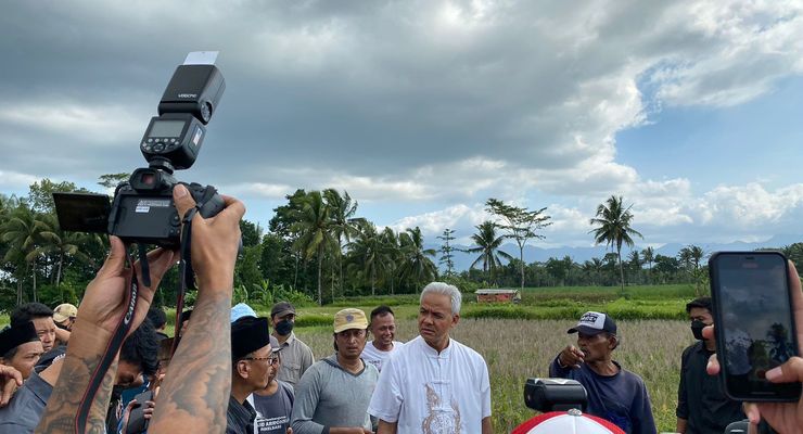 Ketika Ganjar Tiba-tiba Dimintai Uang oleh Ibu-ibu di Magelang, Langsung Panggil Panwaslu