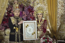 Beby Tsabina dan Anggota DPR RI, Rizki Natakusumah Menikah, Mas Kawin Emas 121 Mayam