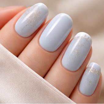 15 inspirasi nail art simple elegant untuk daily look, dari nude glossy hingga chrome nail, cocok bikin kuku tampak rapi dan classy.