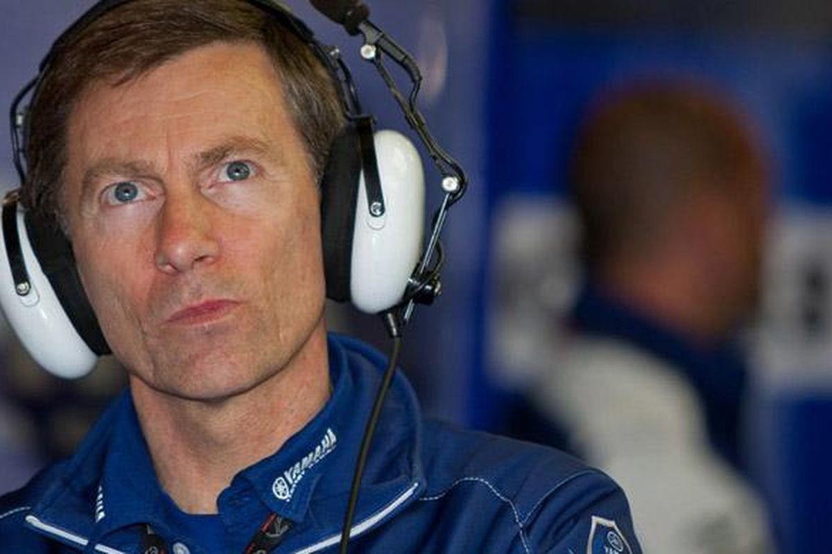 Lin Jarvis, Managing Director Yamaha Motor Racing, memberikan kemudahan untuk tim NGM Forward Racing sebagai satu-satunya penyewa paket Yamaha untuk kelas open di MotoGP.