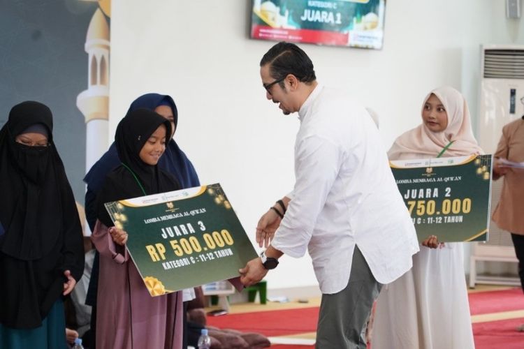 Lomba Baca Al Quran diikuti sebanyak 150 anak dari 55 TPA/TPQ di sekitar Kota Wisata Cibubur berpartisipasi dalam ajang ini. Perlombaan dibagi menjadi tiga kategori usia, yaitu Kategori A (6?8 tahun), Kategori B (9?10 tahun), dan Kategori C (11?12 tahun). 