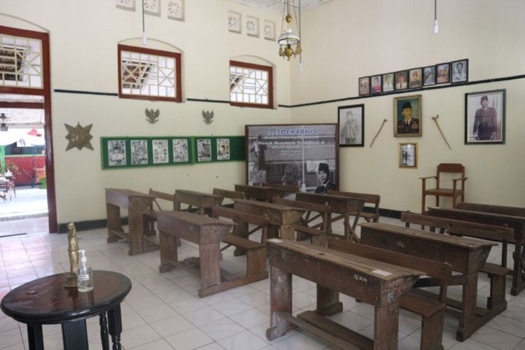 Penampakan ruang kelas SDN Purwotengah, Kota Mojokerto, Jawa Timur. Pada masa pemerintahan kolonial Belanda, sekolah itu menjadi tempat Sukarno menempuh pendidikan dasar.
