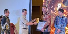 Komitmen Lindungi Karyawan Berbuah Hasil, Pegadaian Raih Paritrana Award 2025