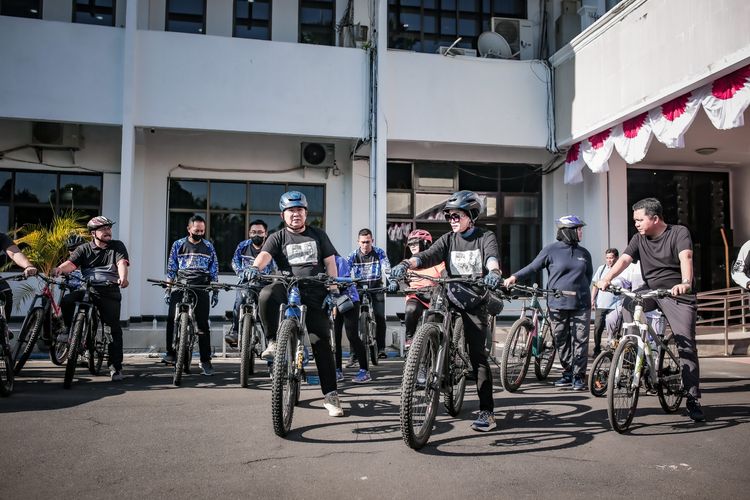 Bupati Jember Hendy Siswanto bakal mewajibkan ASN untuk naik sepeda ke kantor 