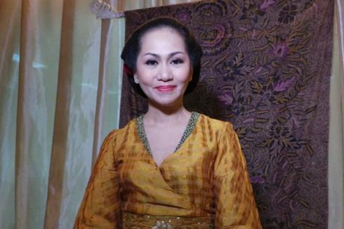 Ayu Diah Pasha: Batik Jadi Bagian Gaya Hidup