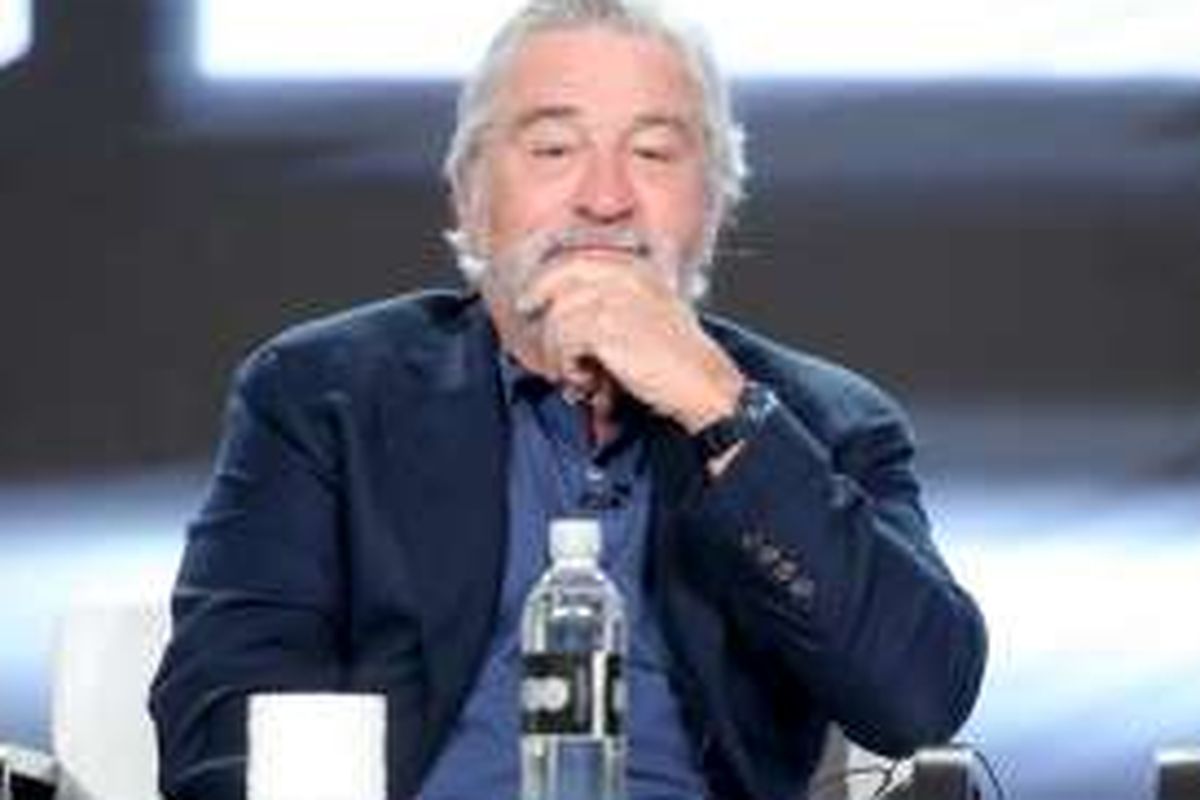 Robert De NIro berbicara dalam acara 2017 Winter Television Critics Association Press Tour di Langham Hotel, Pasadena, California, Sabtu (14/1/2017).